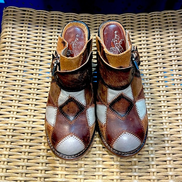 freebird Shoes - Freebird Leather Clog Heels